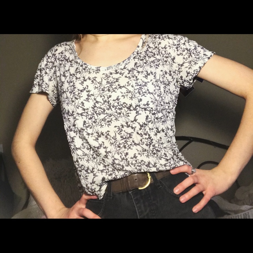 Floral/leaf print blouse